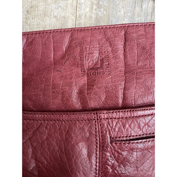 Stone Mountain Shoulder Bag Red Leather Vintage Y2K Brown Accent Purse - Picture 12 of 12